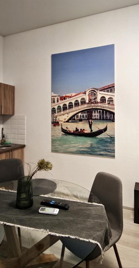 Flat in the city center Οδησσός Εξωτερικό φωτογραφία